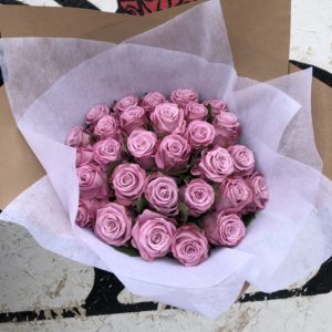Букет из 31 розы «Маритим» - 50 см