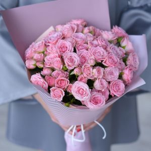 10 Кустовых пионовидных роз