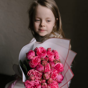 9 Кустовых пионовидных роз "Pink Piano"